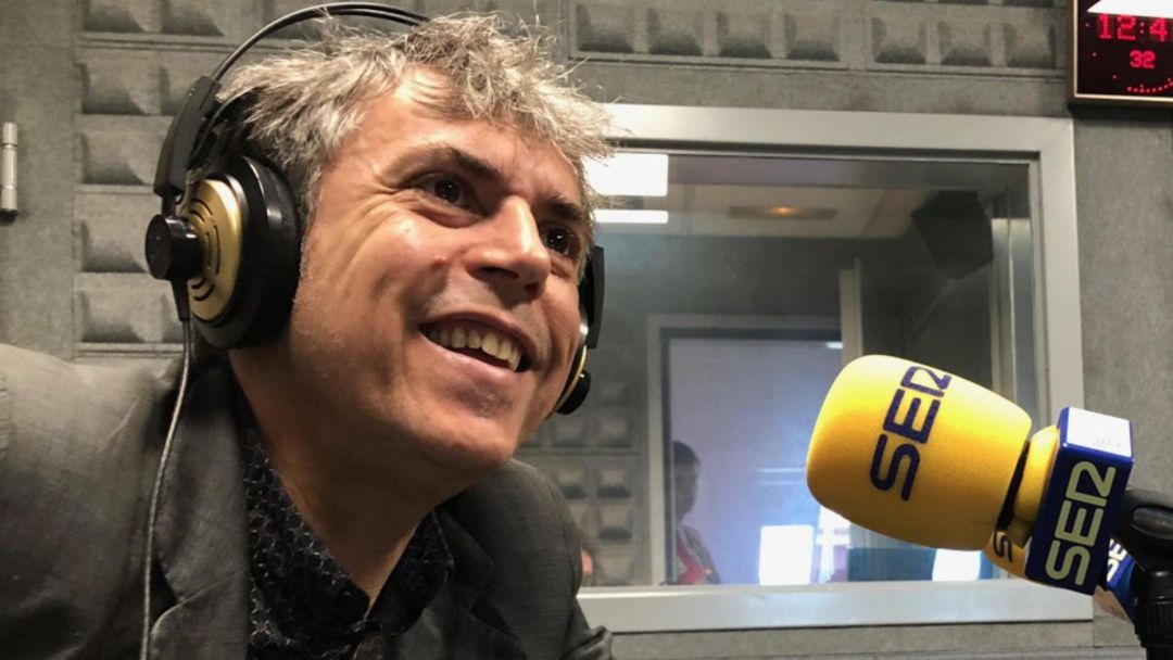 Iván Ferreiro durante una entrevista en la Cadena Ser. Iván Ferreiro durante una entrevista en la Cadena Ser.
