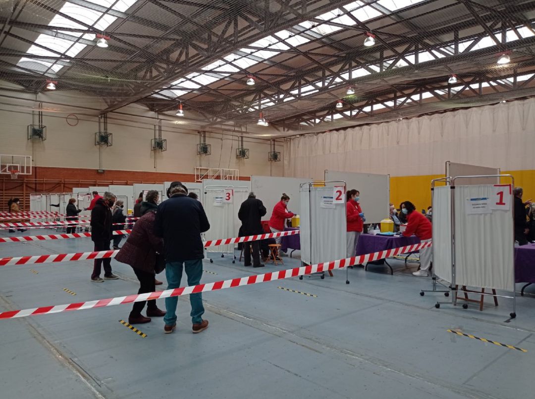 Comienzan hoy las convocatorias de vacunación masiva en las instalaciones del pabellón de Campos Góticos, en Palencia Comienzan hoy las convocatorias de vacunación masiva en las instalaciones del pabellón de Campos Góticos, en Palencia