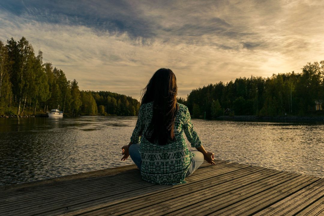 La autoconexión es reconocer nuestras reacciones y sentimientos para poder responder a nuestras necesidades y cuidarnos La autoconexión es reconocer nuestras reacciones y sentimientos para poder responder a nuestras necesidades y cuidarnos