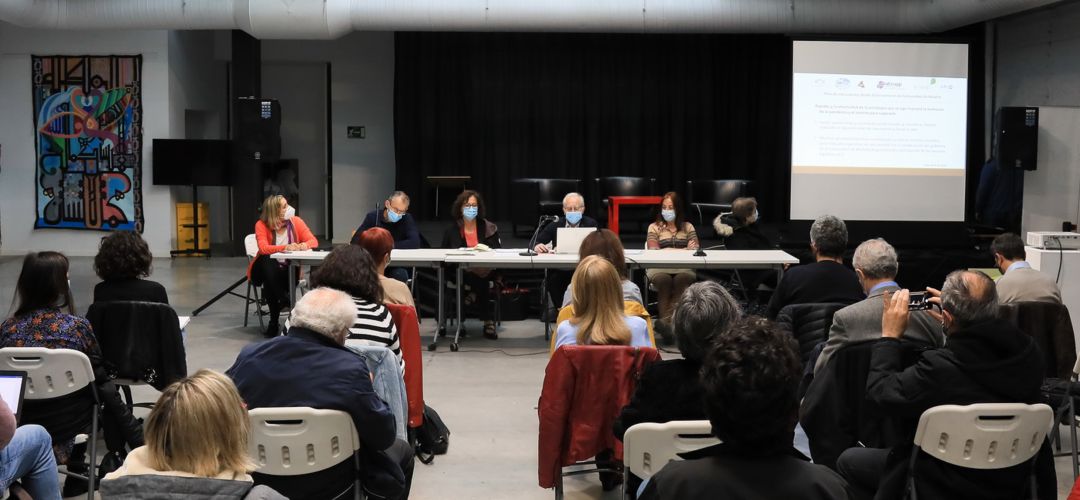 La Plataforma de Centros de Salud de Madrid ha presentado su Plan de Vacunación cercana en Getafe. La Plataforma de Centros de Salud de Madrid ha presentado su Plan de Vacunación cercana en Getafe.