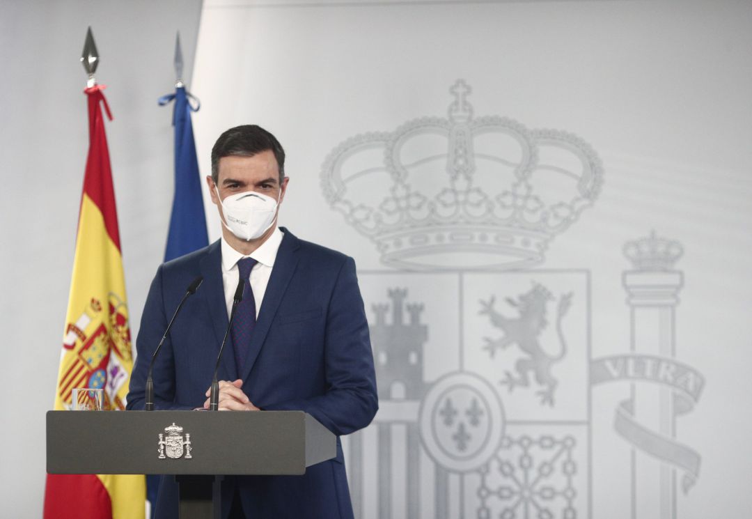 El presidente del Gobierno, Pedro Sánchez, ofrece una rueda de prensa en Moncloa, tras la celebración del Consejo de Ministros, a 6 de abril de 2021, en Madrid (España). El presidente del Gobierno, Pedro Sánchez, ofrece una rueda de prensa en Moncloa, tras la celebración del Consejo de Ministros, a 6 de abril de 2021, en Madrid (España).