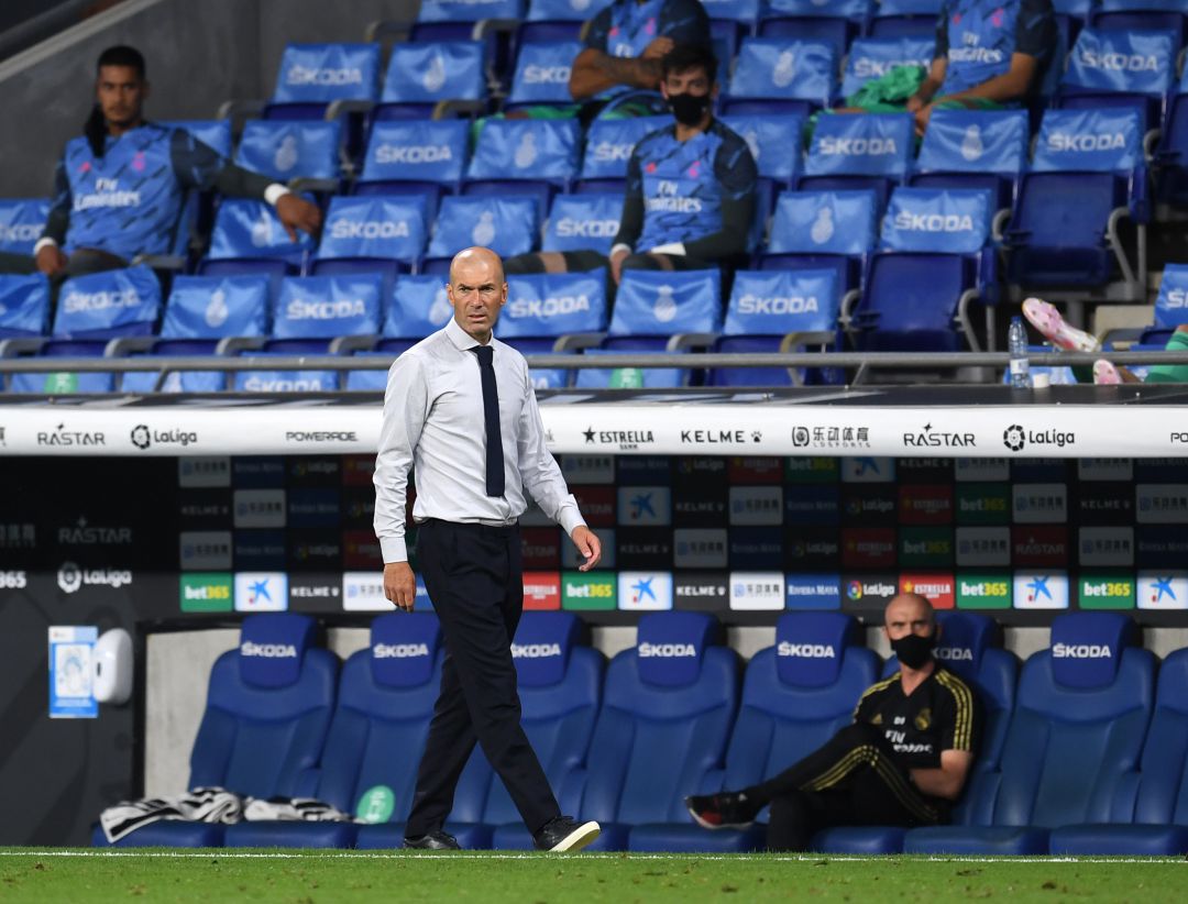 Zidane, en un partido con el Real Madrid Zidane, en un partido con el Real Madrid