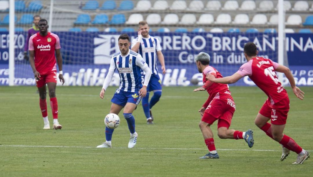 La Ponferradina sumó un trabajado punto ante el CF Fuenlabrada La Ponferradina sumó un trabajado punto ante el CF Fuenlabrada