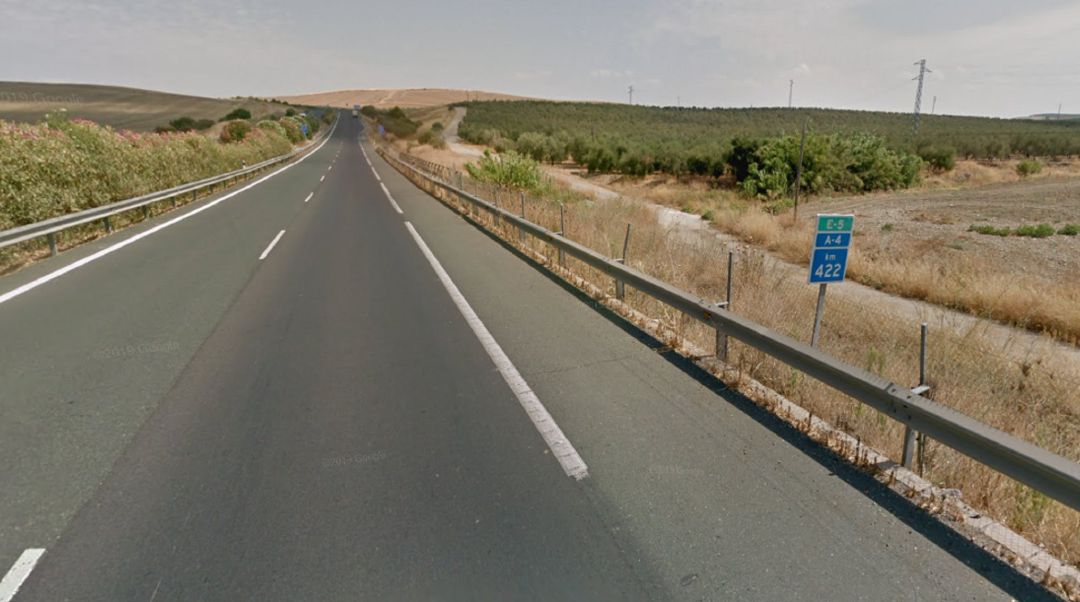 Autovía A-4 a la altura del km 421 en el término municipal de Aldea Quintana Autovía A-4 a la altura del km 421 en el término municipal de Aldea Quintana