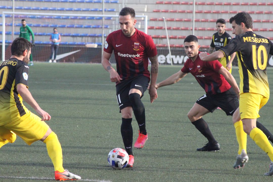 Pruden Sáez dio el primer gol y marcó el segundo Pruden Sáez dio el primer gol y marcó el segundo