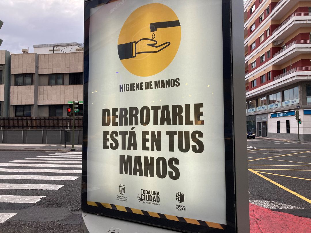 Cartel en las calles de Las Palmas de Gran Canaria Cartel en las calles de Las Palmas de Gran Canaria