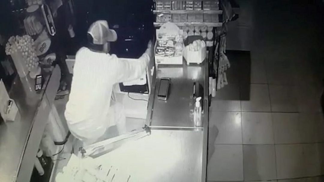Detenido un ladrón multirreincidente "de los más activos" de Barcelona. Detenido un ladrón multirreincidente "de los más activos" de Barcelona.
