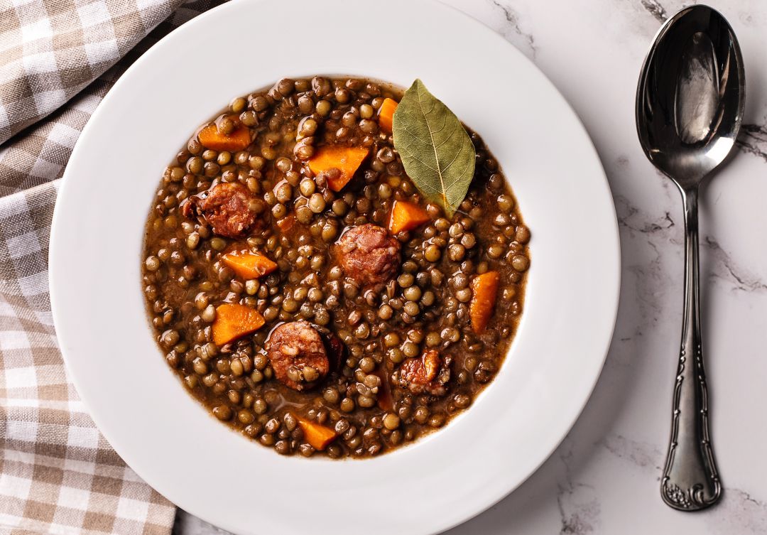 El sencillo truco para mejorar tu receta de lentejas. El sencillo truco para mejorar tu receta de lentejas.