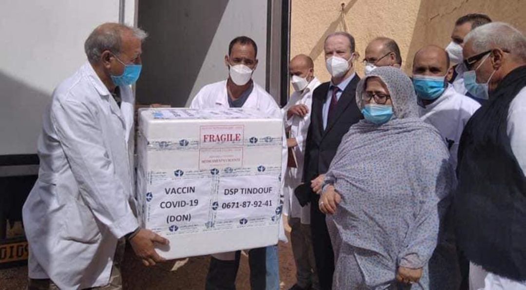 Entrega de vacunas al Ministerio de Salud Pública saharaui. Entrega de vacunas al Ministerio de Salud Pública saharaui.
