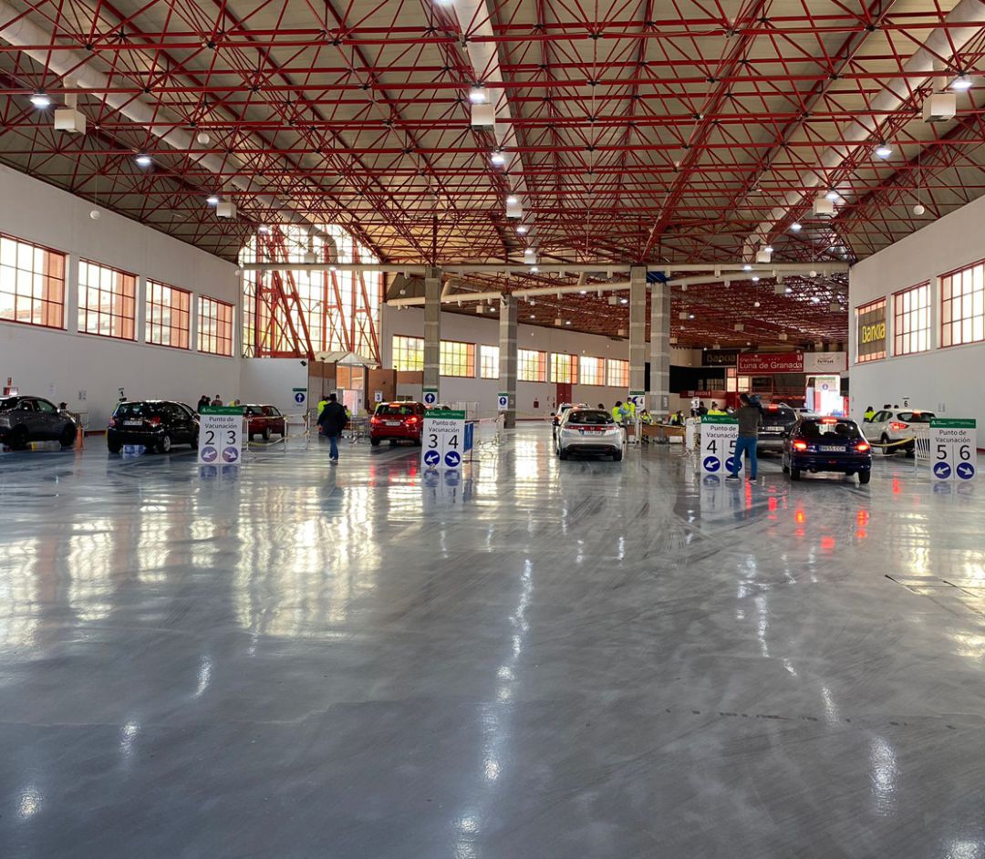 Vacunación masiva en las instalaciones de FERMASA, la Feria de Muestras de Armilla-Granada Vacunación masiva en las instalaciones de FERMASA, la Feria de Muestras de Armilla-Granada