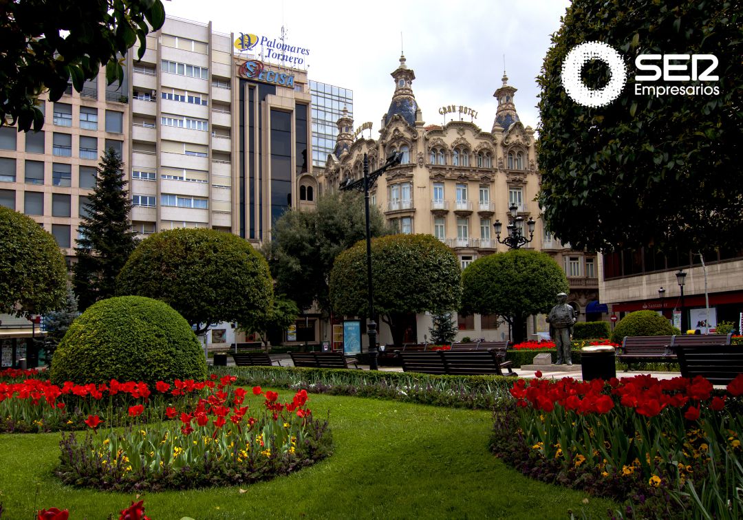 Plaza del Altozano, en Albacete centro Plaza del Altozano, en Albacete centro