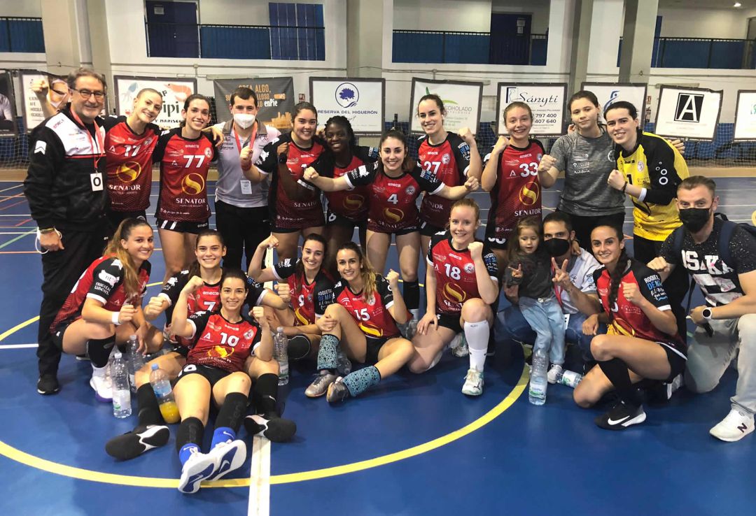 Las jugadoras rojillas siguen su escalada. Las jugadoras rojillas siguen su escalada.