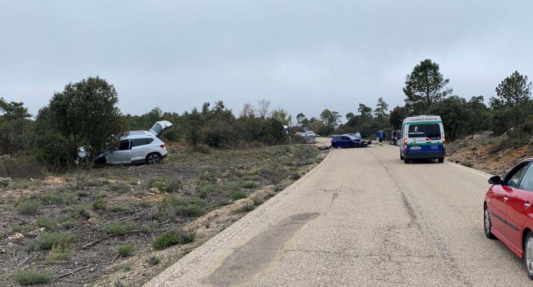 El accidente ha implicado a cuatro vehículos El accidente ha implicado a cuatro vehículos