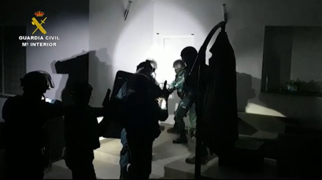 Un momento de la intervención. Un momento de la intervención.