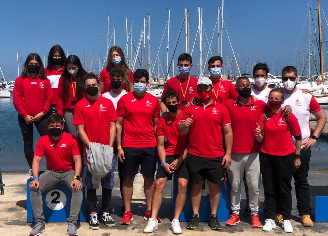 El equipo castellonense de kayay de mar realizó una gran competición en Denia El equipo castellonense de kayay de mar realizó una gran competición en Denia