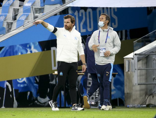 André Villas-Boas y Ricardo Carvalho dirigen desde el área técnica del Olympique de Marsella André Villas-Boas y Ricardo Carvalho dirigen desde el área técnica del Olympique de Marsella
