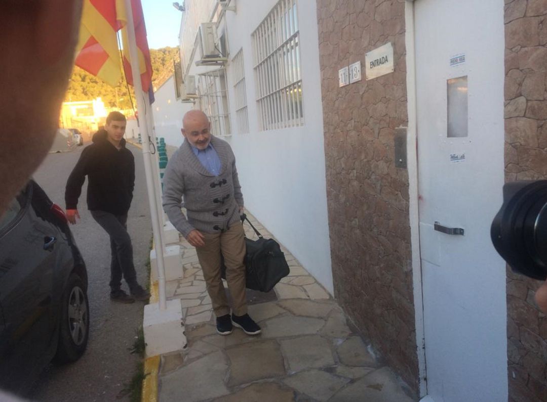 Cardona en una imagen de 2019 tras disfrutar de su primer permiso Cardona en una imagen de 2019 tras disfrutar de su primer permiso