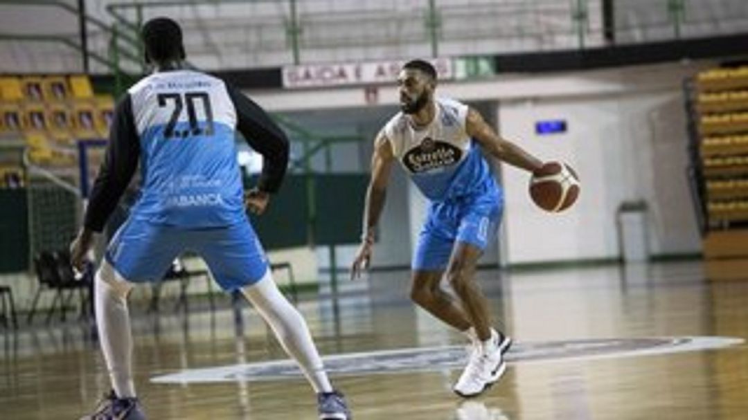 Andre Spight,escolta norteamericano jugador Estrella del COB en el mes de marzo Andre Spight,escolta norteamericano jugador Estrella del COB en el mes de marzo