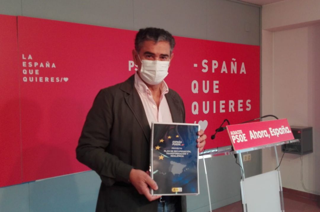 Manuel González Ramos durante su comparecencia de prensa Manuel González Ramos durante su comparecencia de prensa