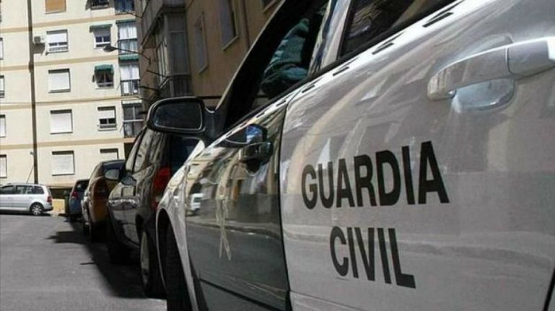 Un vehículo de Guardia Civil. Un vehículo de Guardia Civil.