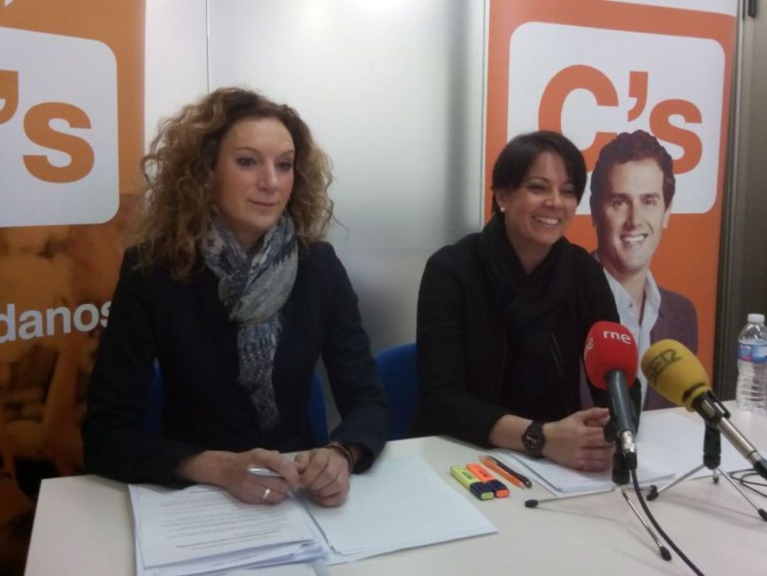 Ruth Santín junto a Rosa Luna, ambas hoy fuera de CIudadanos Ruth Santín junto a Rosa Luna, ambas hoy fuera de CIudadanos