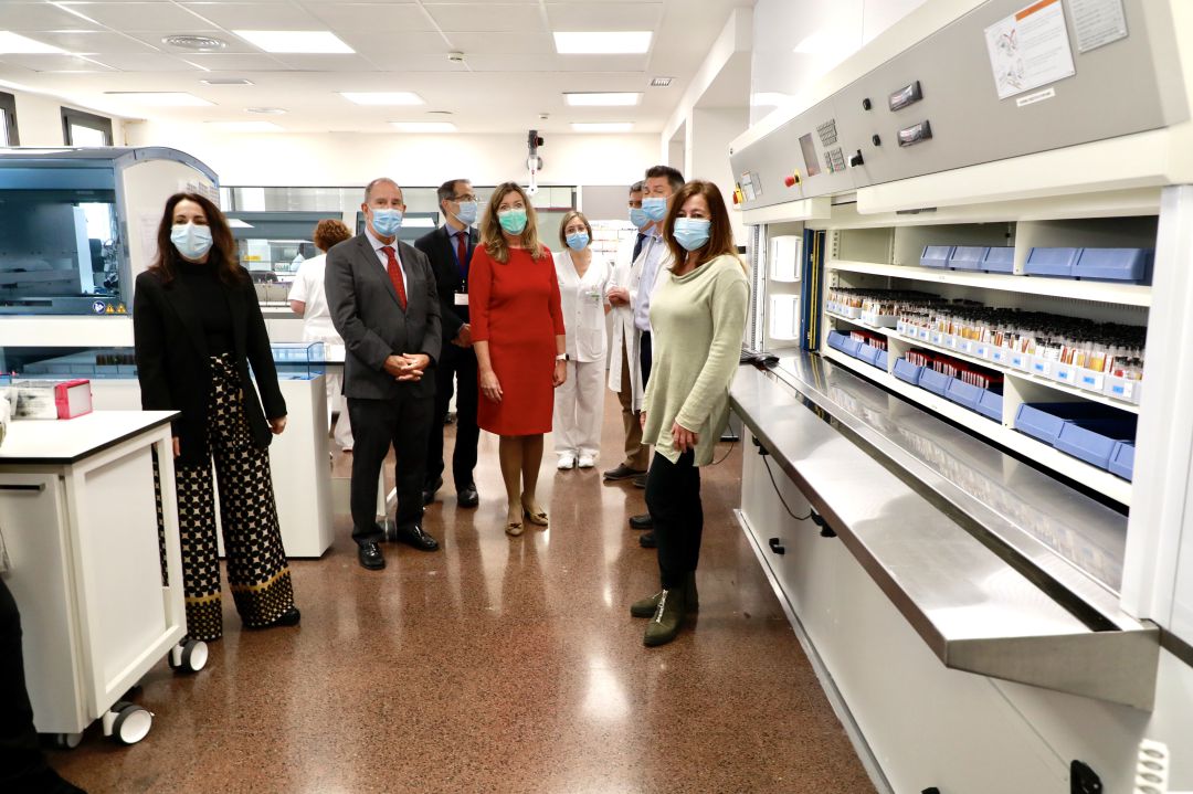 Visita al laboratorio del hospital Son Llàtzer Visita al laboratorio del hospital Son Llàtzer