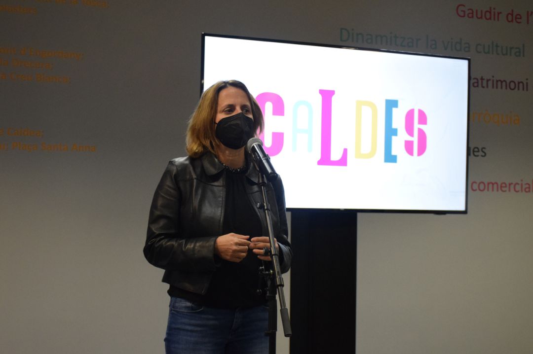 La cònsol major, Rosa Gili, en el discurs abans de l'entrega dels premis del projecte Caldes. La cònsol major, Rosa Gili, en el discurs abans de l'entrega dels premis del projecte Caldes.