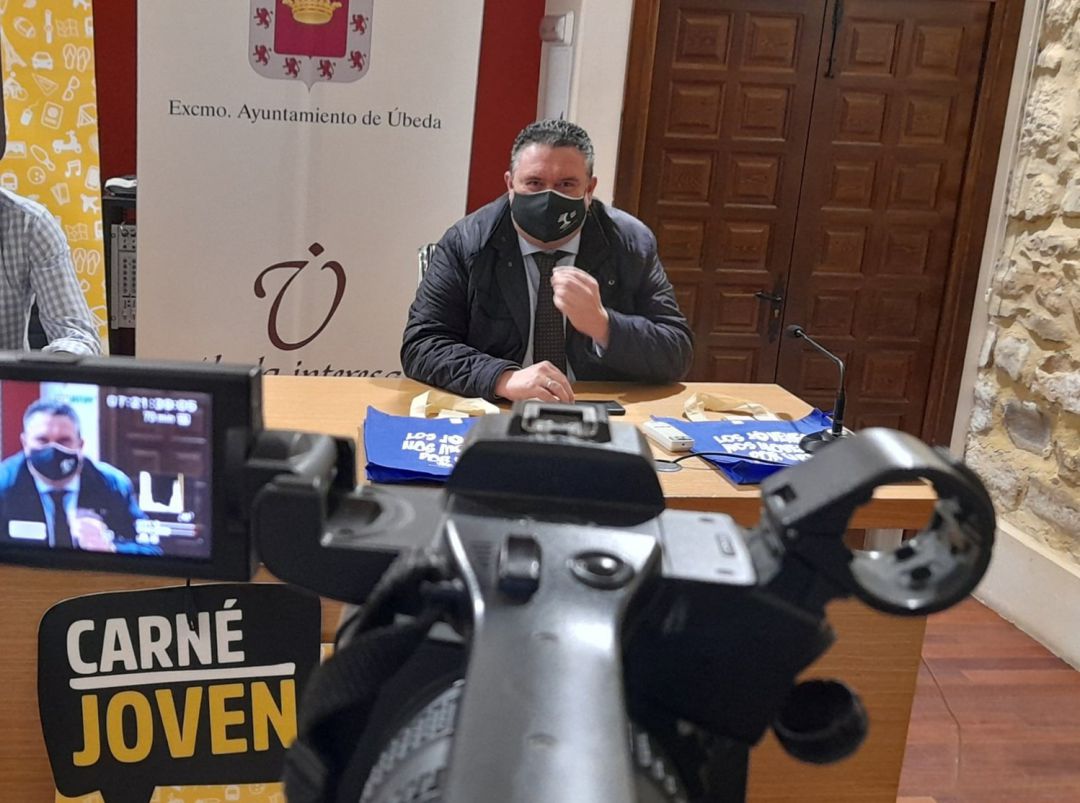 El presidente de Alciser, Bartolomé González, durante una rueda de prensa El presidente de Alciser, Bartolomé González, durante una rueda de prensa