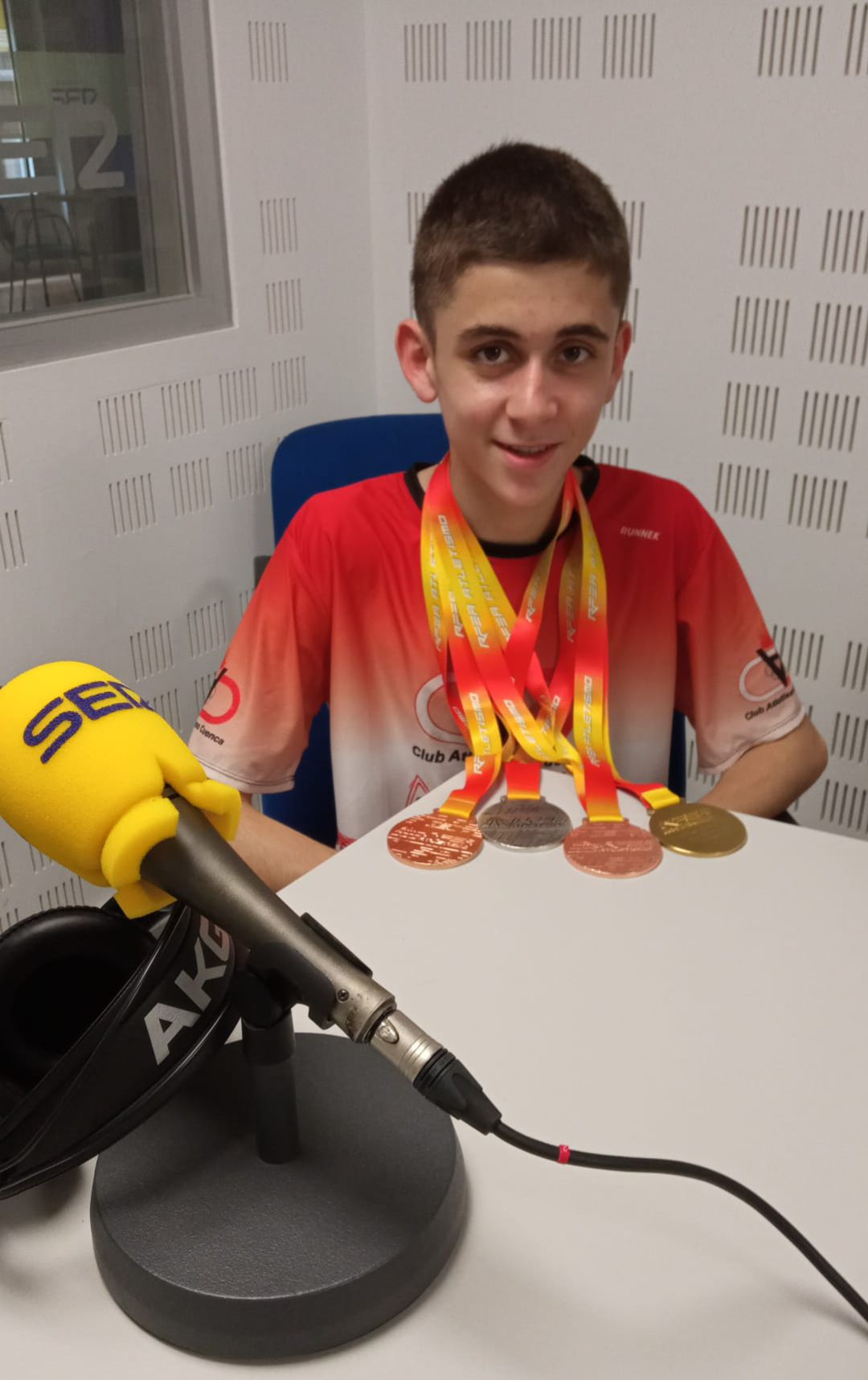 Unai Naranjo, medallas y Cadena SER. Una combinación ganadora Unai Naranjo, medallas y Cadena SER. Una combinación ganadora