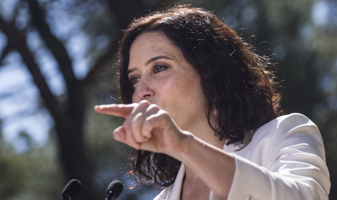 La presidenta de la Comunidad de Madrid y candidata a la reelección por el PP, Isabel Díaz Ayuso, interviene durante un acto del partido en Collado Villalba La presidenta de la Comunidad de Madrid y candidata a la reelección por el PP, Isabel Díaz Ayuso, interviene durante un acto del partido en Collado Villalba