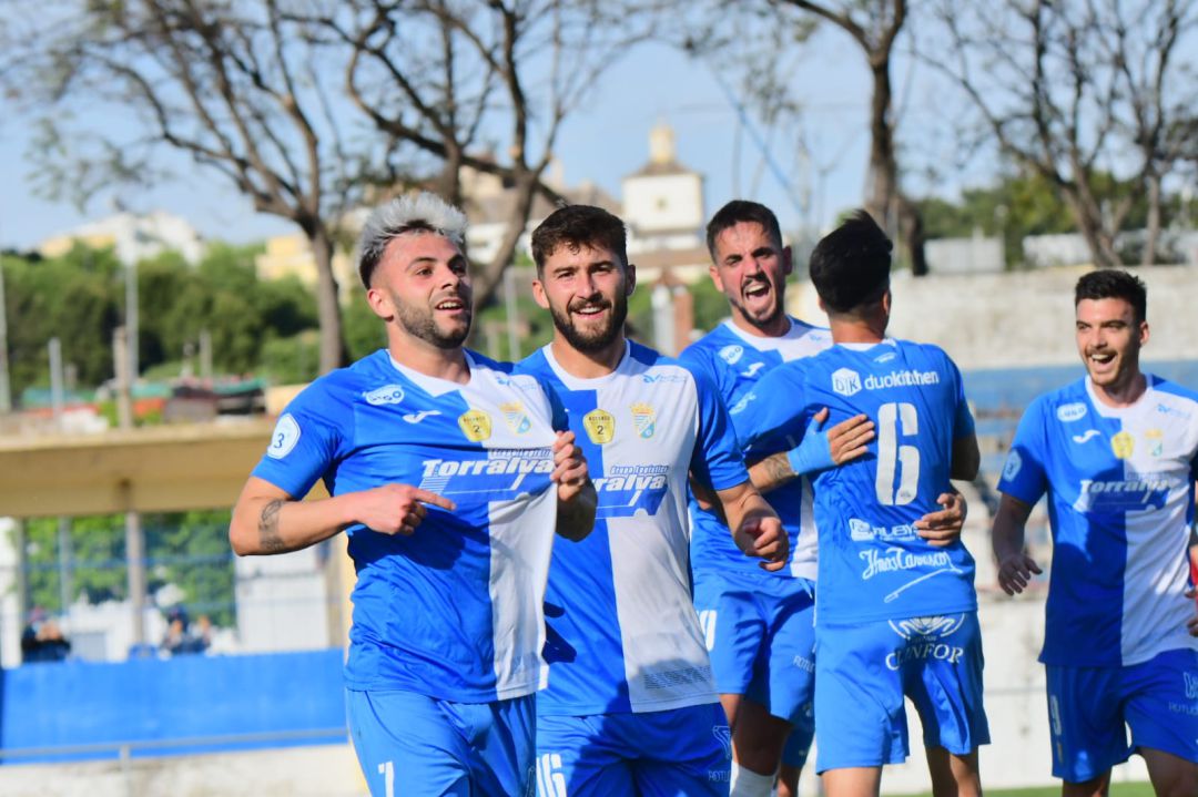 Pato celebra su gol en La Juventud Pato celebra su gol en La Juventud