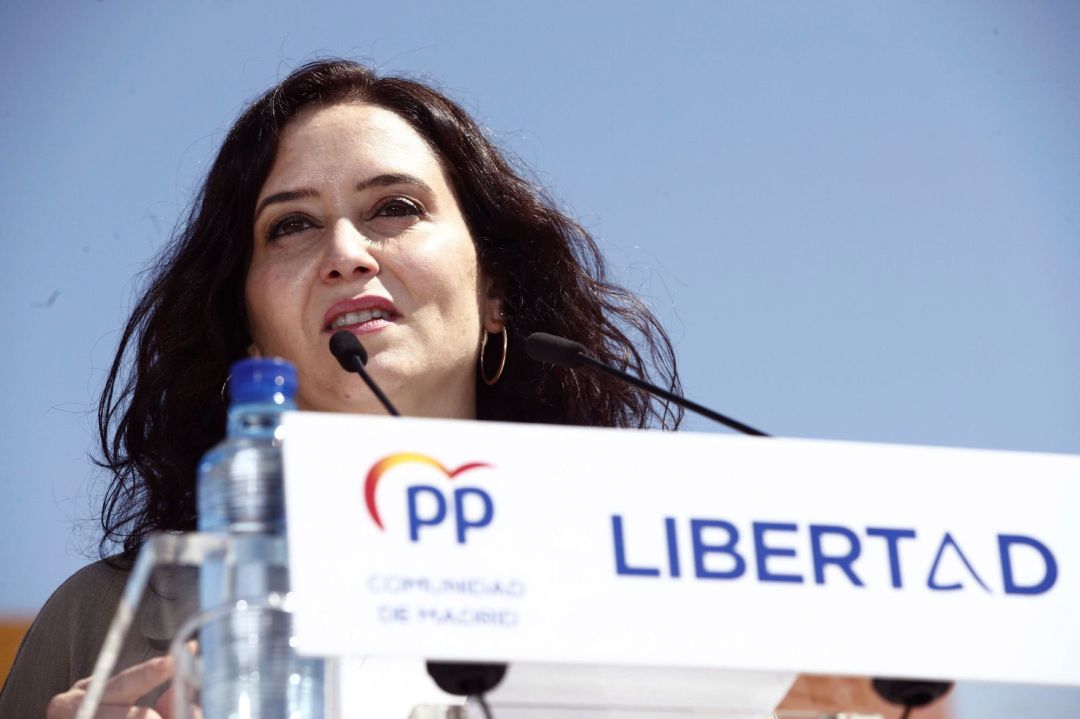 La presidenta de la Comunidad de Madrid y candidata del PP a la reelección, Isabel Díaz Ayuso, durante un acto electoral este domingo en Las Rozas (Madrid). La presidenta de la Comunidad de Madrid y candidata del PP a la reelección, Isabel Díaz Ayuso, durante un acto electoral este domingo en Las Rozas (Madrid).