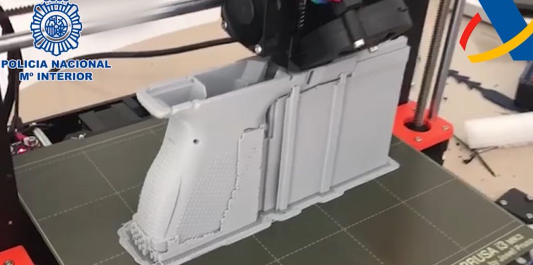 Impresora 3D en funcionamiento Impresora 3D en funcionamiento