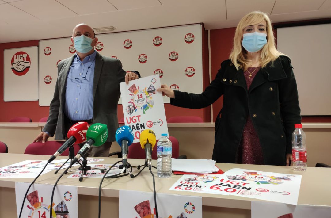 Manuel Salazar y Carmen Castilla, de UGT, han comparecido ante los medios de comunicación para hablar del Congreso del sindicato en Jaén Manuel Salazar y Carmen Castilla, de UGT, han comparecido ante los medios de comunicación para hablar del Congreso del sindicato en Jaén