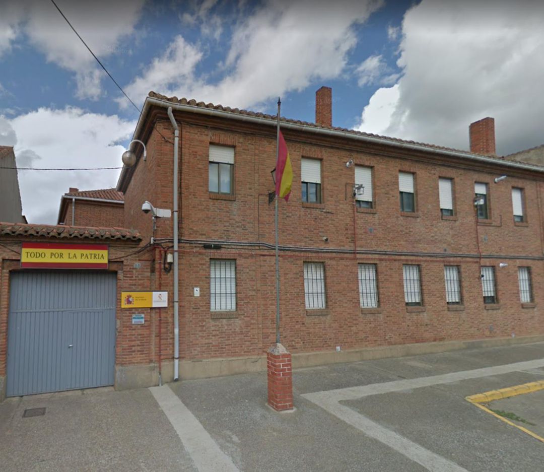 Cuartel de la Guardia Civil de Mansilla de las Mulas Cuartel de la Guardia Civil de Mansilla de las Mulas