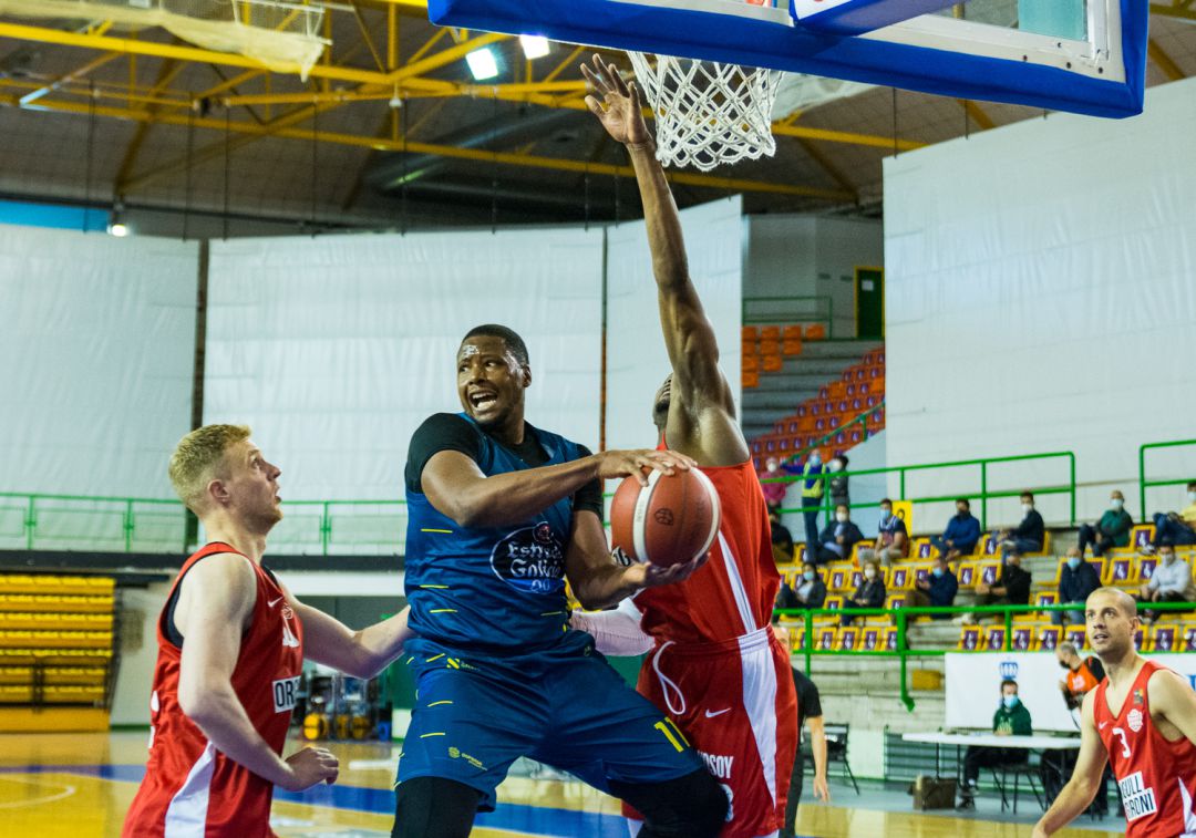 Con sufrimiento ante el líder Girona, pero con una victoria muy importante para el COB,73-71 Con sufrimiento ante el líder Girona, pero con una victoria muy importante para el COB,73-71