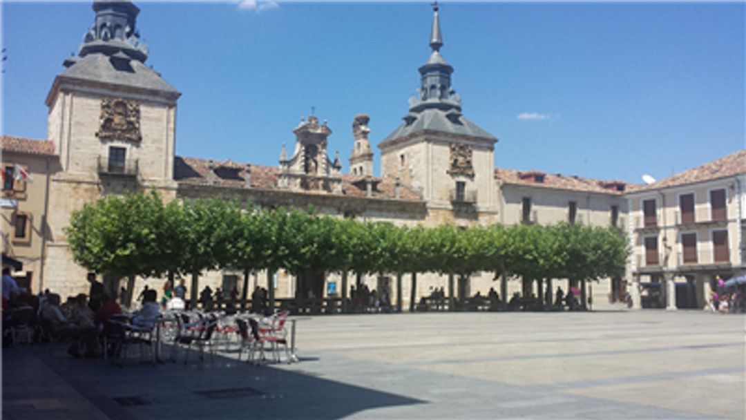 Plaza Mayor de El Burgo de Osma Plaza Mayor de El Burgo de Osma