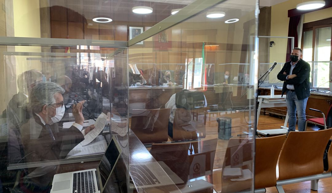 Daniel Sánchez, personal de confianza de la Concejalía de Mantenimiento Urbano, durante su declaración como testigo. Daniel Sánchez, personal de confianza de la Concejalía de Mantenimiento Urbano, durante su declaración como testigo.
