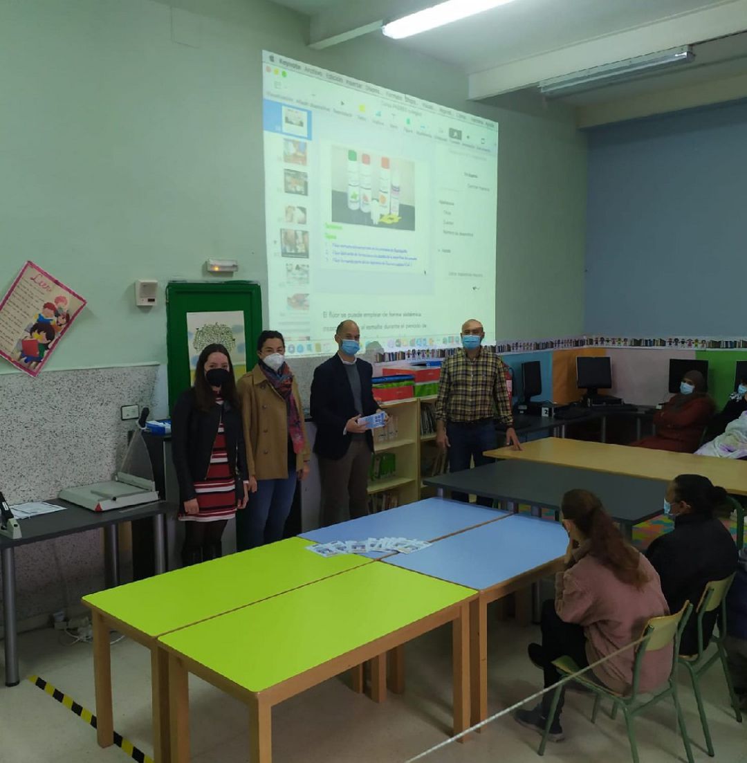 Higiene bucodental para 400 escolares de educación infantil de Lorca. Higiene bucodental para 400 escolares de educación infantil de Lorca.