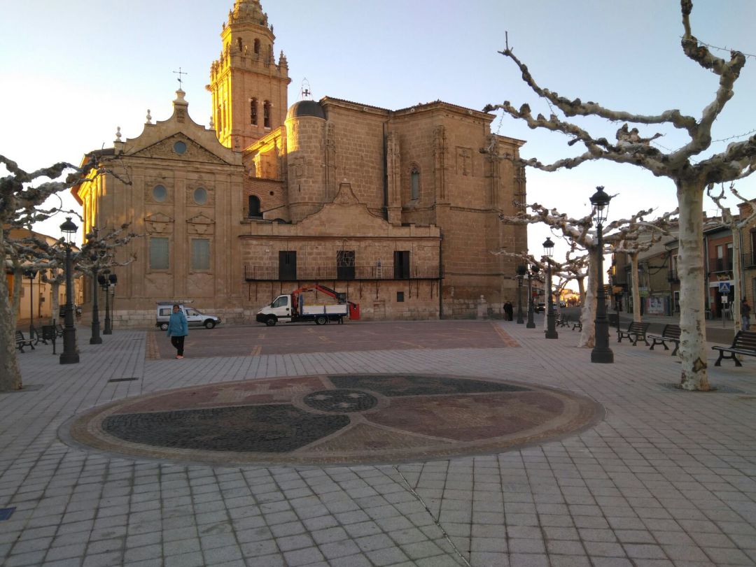 El Ayuntamiento de Nava del Rey quiere fomentar la natalidad con la concesión de ayudas económicas El Ayuntamiento de Nava del Rey quiere fomentar la natalidad con la concesión de ayudas económicas