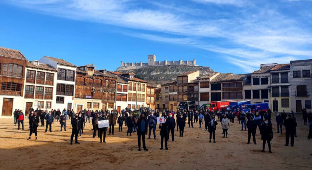 Los hosteleros ya se manifestaron el pasado mes de noviembre en Peñafiel. Los hosteleros ya se manifestaron el pasado mes de noviembre en Peñafiel.