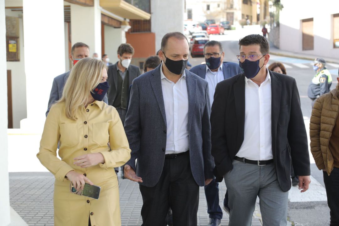 Natàlia Enguix, Rubén Martínez Dalmau i Jorge Rodríguez Natàlia Enguix, Rubén Martínez Dalmau i Jorge Rodríguez