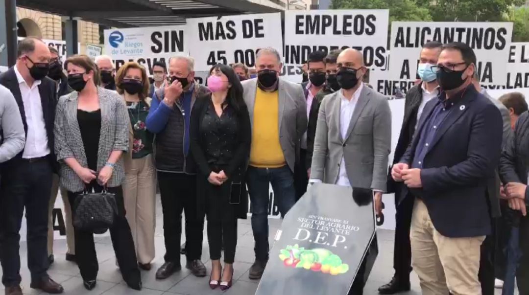 Protesta de los regantes Protesta de los regantes