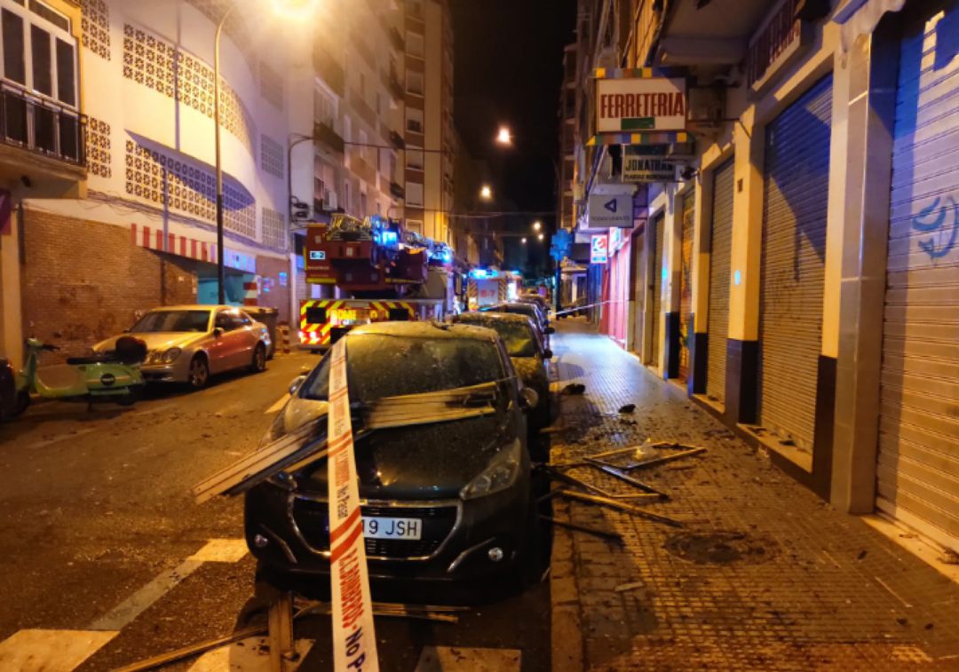 El fuego se ha declarado de madrugada en la capital malagueña El fuego se ha declarado de madrugada en la capital malagueña