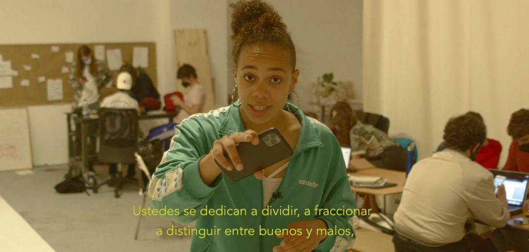 Imagen de uno uno de los vídeos del proyecto 'El lado bueno de la Historia', de La Tristura Imagen de uno uno de los vídeos del proyecto 'El lado bueno de la Historia', de La Tristura
