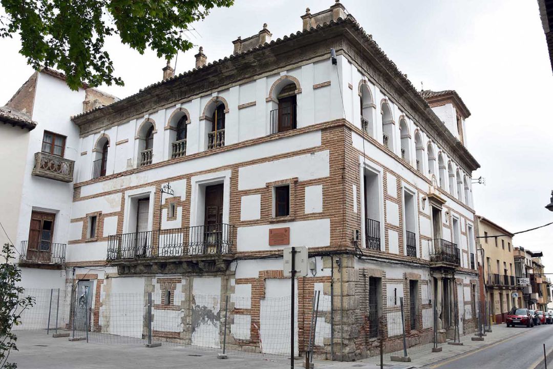 Palacio de los Marqueses de Cadimo Palacio de los Marqueses de Cadimo