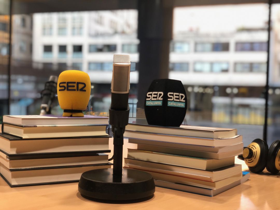 El Sant Jordi a la ràdio El Sant Jordi a la ràdio