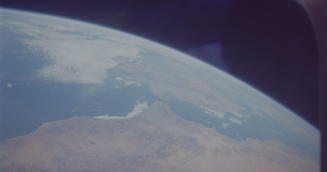 Una de las fotografías que Pedro Duque de la Península Ibérica tomó desde la órbita terrestre Una de las fotografías que Pedro Duque de la Península Ibérica tomó desde la órbita terrestre