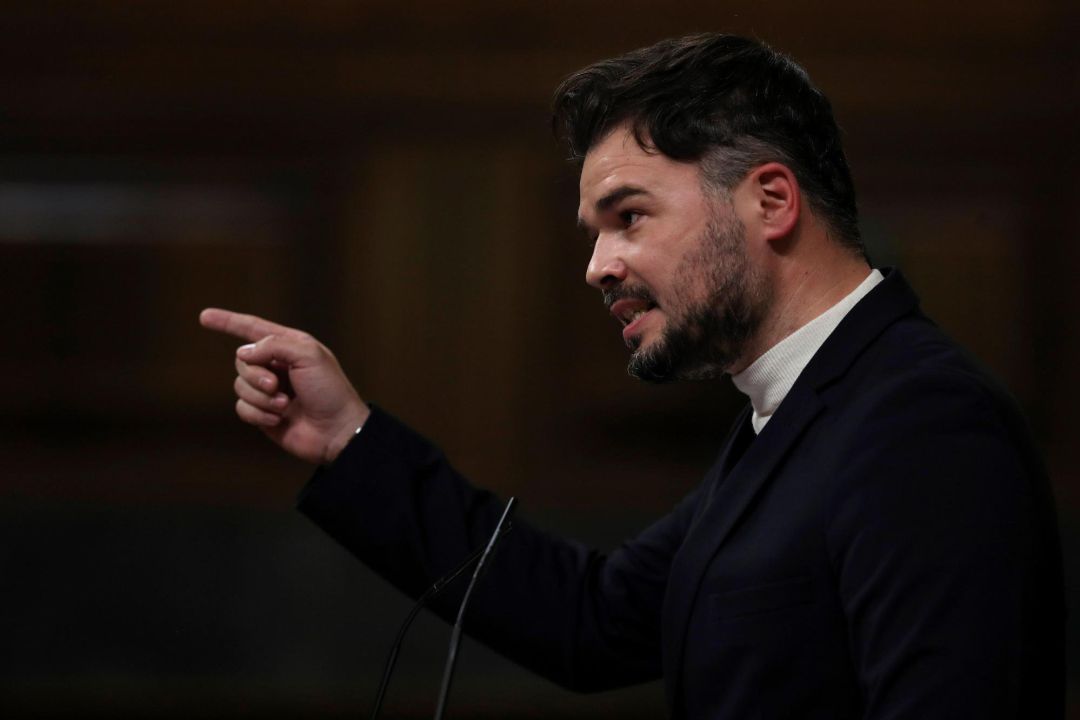 El diputado de ERC Gabriel Rufián interviene durante la sesión plenaria celebrada este martes en el Congreso de los Diputados, en Madrid. El diputado de ERC Gabriel Rufián interviene durante la sesión plenaria celebrada este martes en el Congreso de los Diputados, en Madrid.