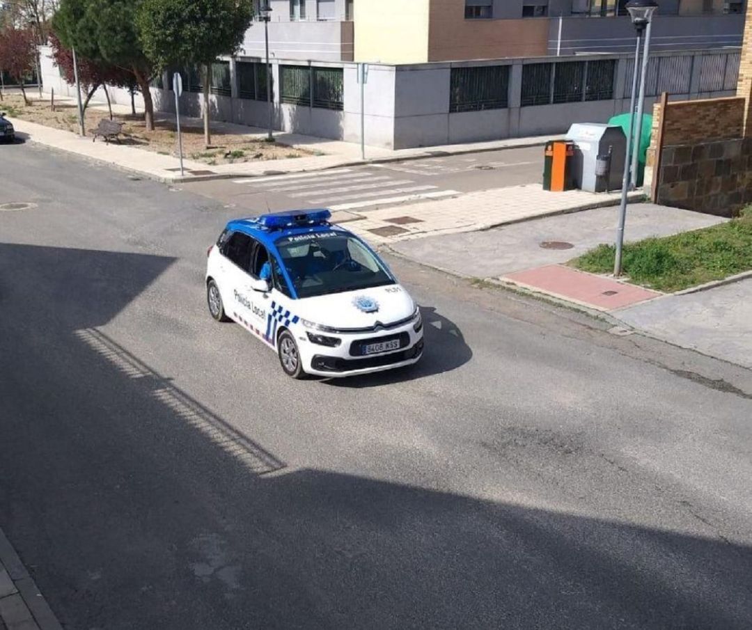 Un menor detenido, denuncias por ruidos y por incumplir el toque de queda Un menor detenido, denuncias por ruidos y por incumplir el toque de queda